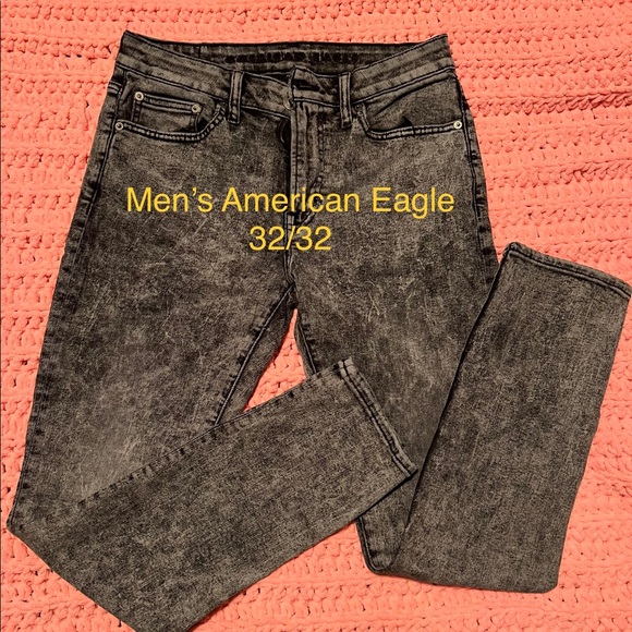 American Eagle Outfitters Other - Men’s American Eagle jeans size 32/32